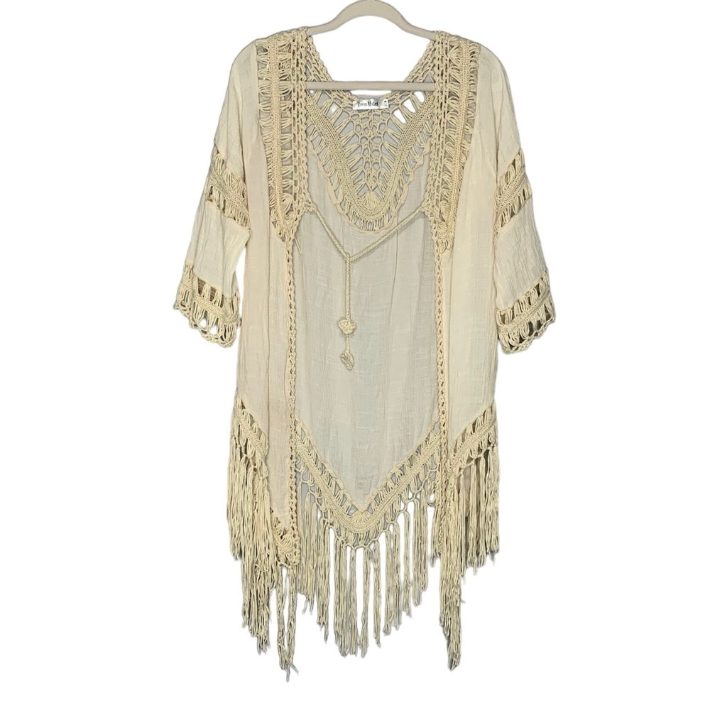 Room Mates‎ cream boho fringe jacket rayon/poly blend. Size M